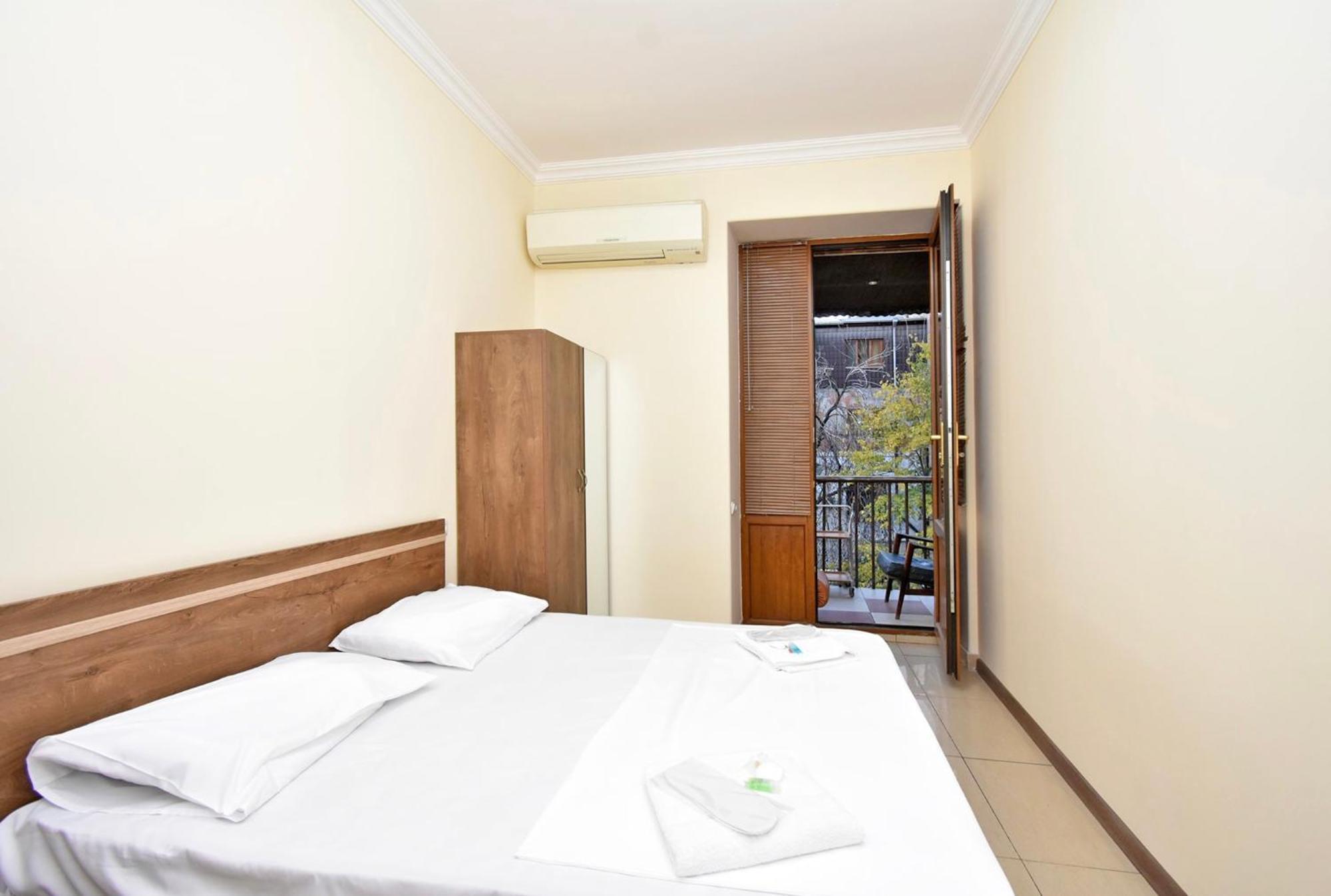 Hotel Costa Jerevan Eksteriør billede