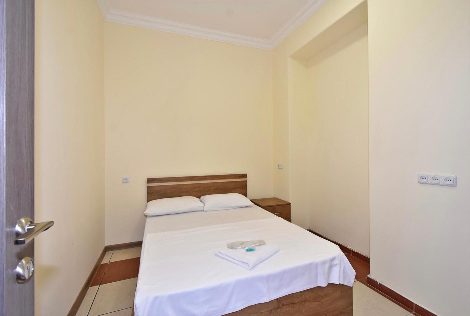 Hotel Costa Jerevan Eksteriør billede