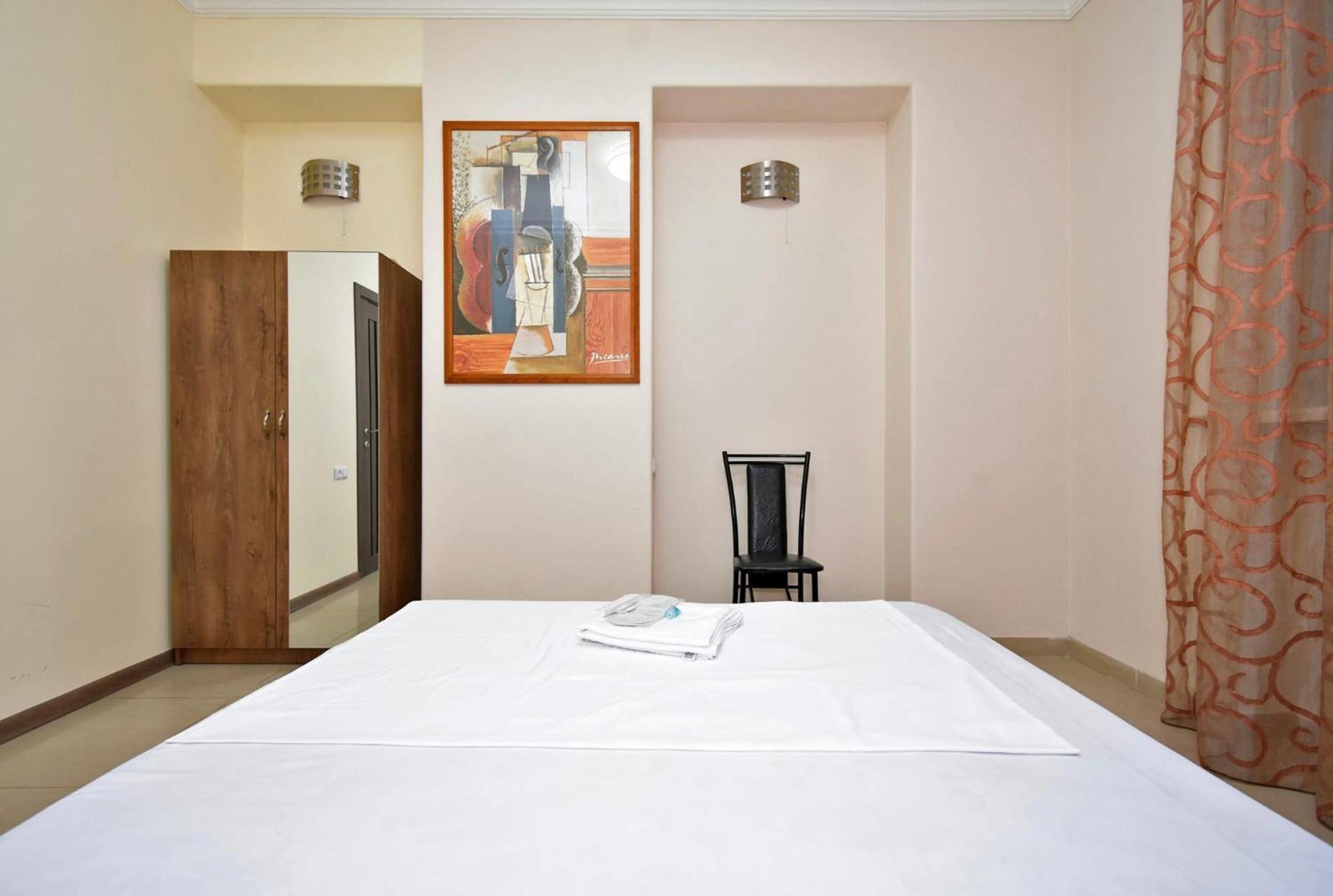 Hotel Costa Jerevan Eksteriør billede