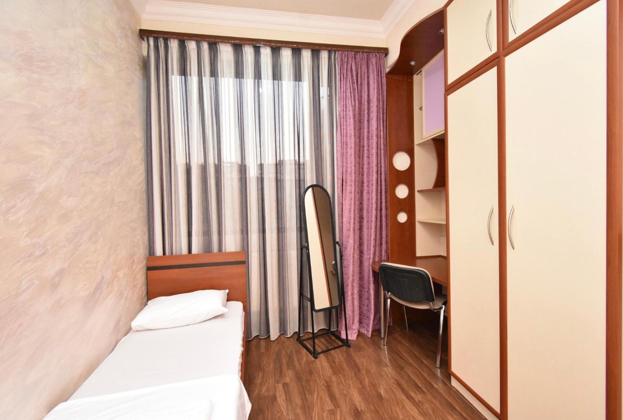 Hotel Costa Jerevan Eksteriør billede